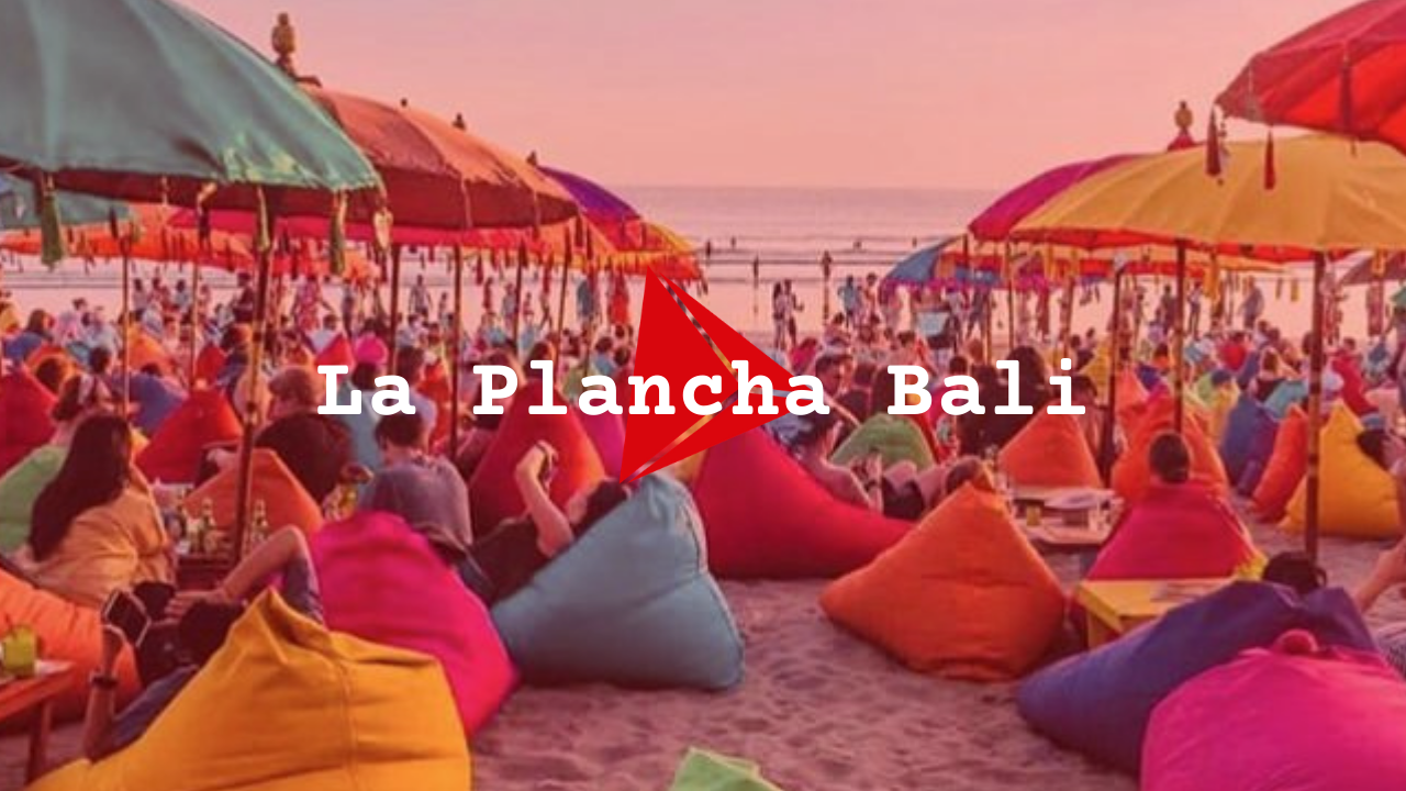 La Plancha Bali, Tempat Rebahan Santai di Pinggir Pantai